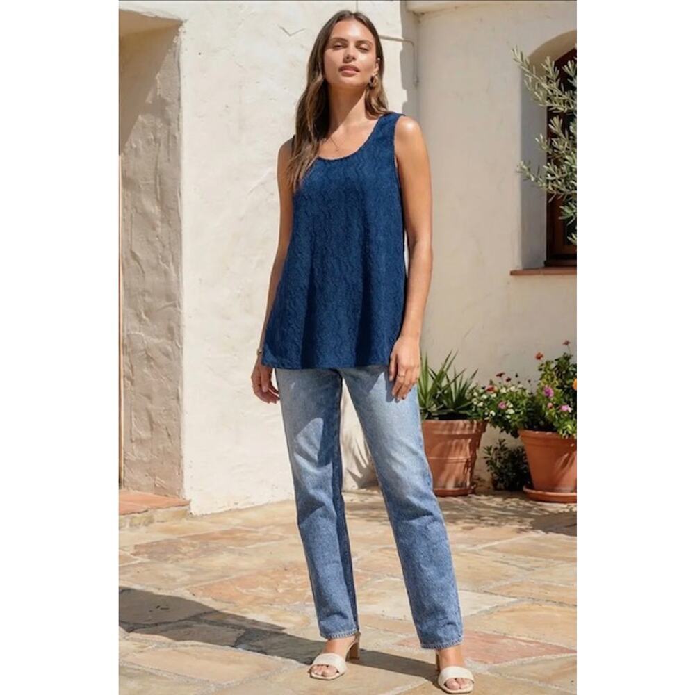 Andree by UNIT -  Textured Sleeveless Tank Blouse - Large